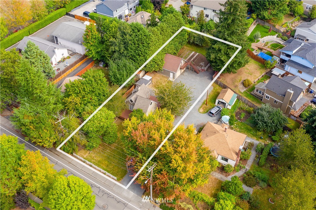 19722 100th Avenue Northeast Bothell, WA 98011 - Photo 28 of 31 Gallery Image 28