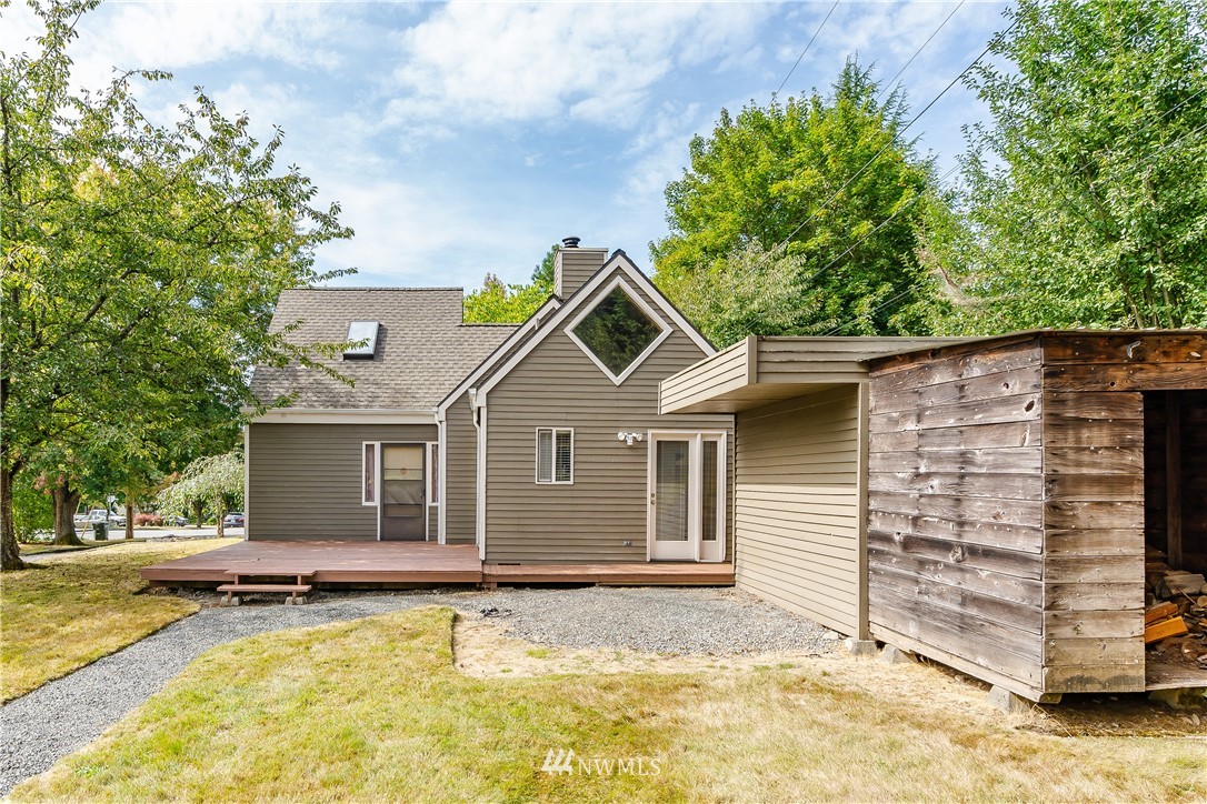 19722 100th Avenue Northeast Bothell, WA 98011 - Photo 4 of 31 Gallery Image 4