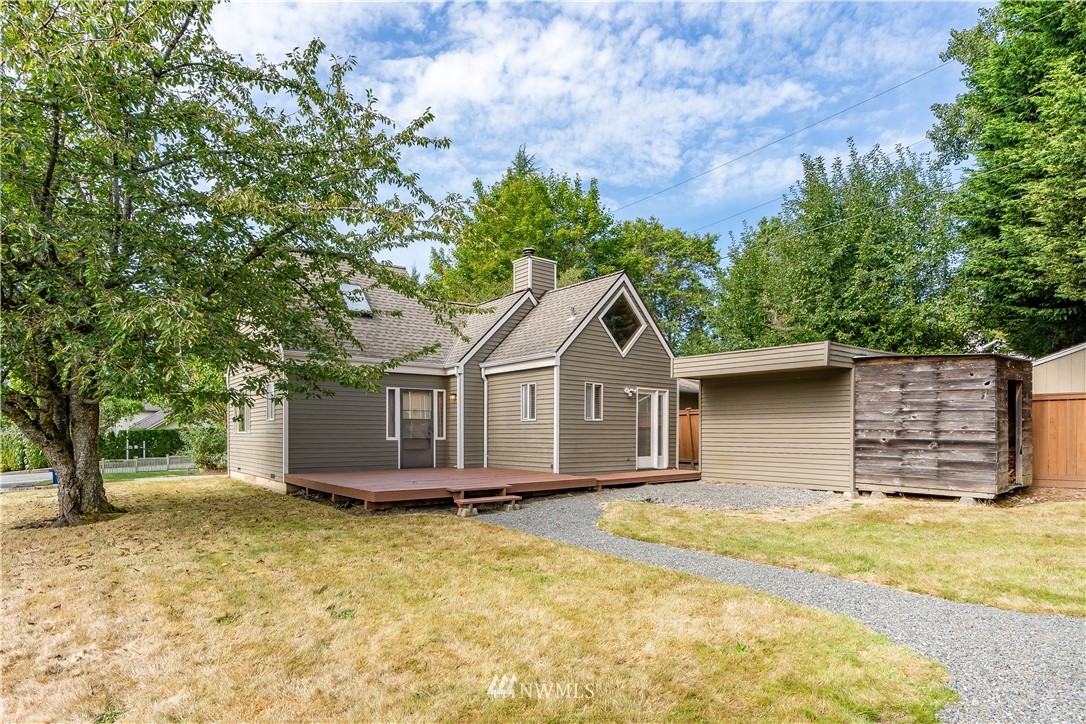 19722 100th Avenue Northeast Bothell, WA 98011 - Photo 5 of 31 Gallery Image 5