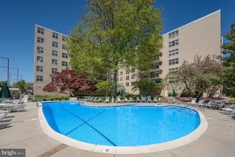 $295,000 | 20 Conshohocken State Road, Unit 505, Bala Cynwyd, PA 19004