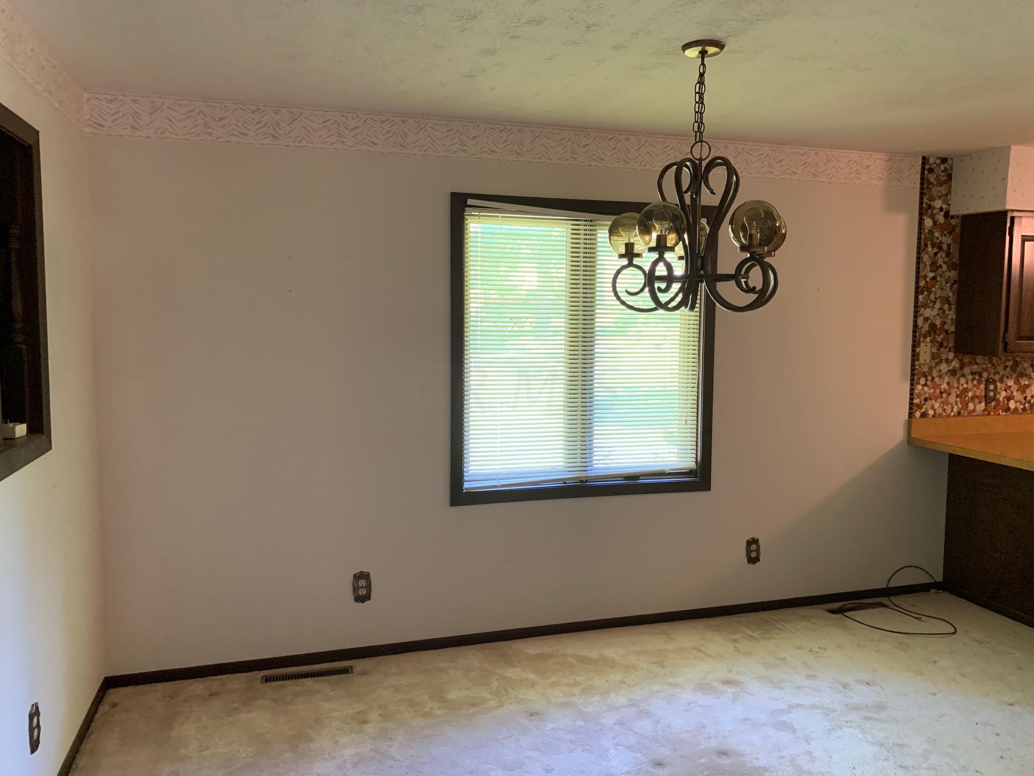 452 Sells Road Lancaster, OH 43130 - Photo 4 of 10 Gallery Image 4