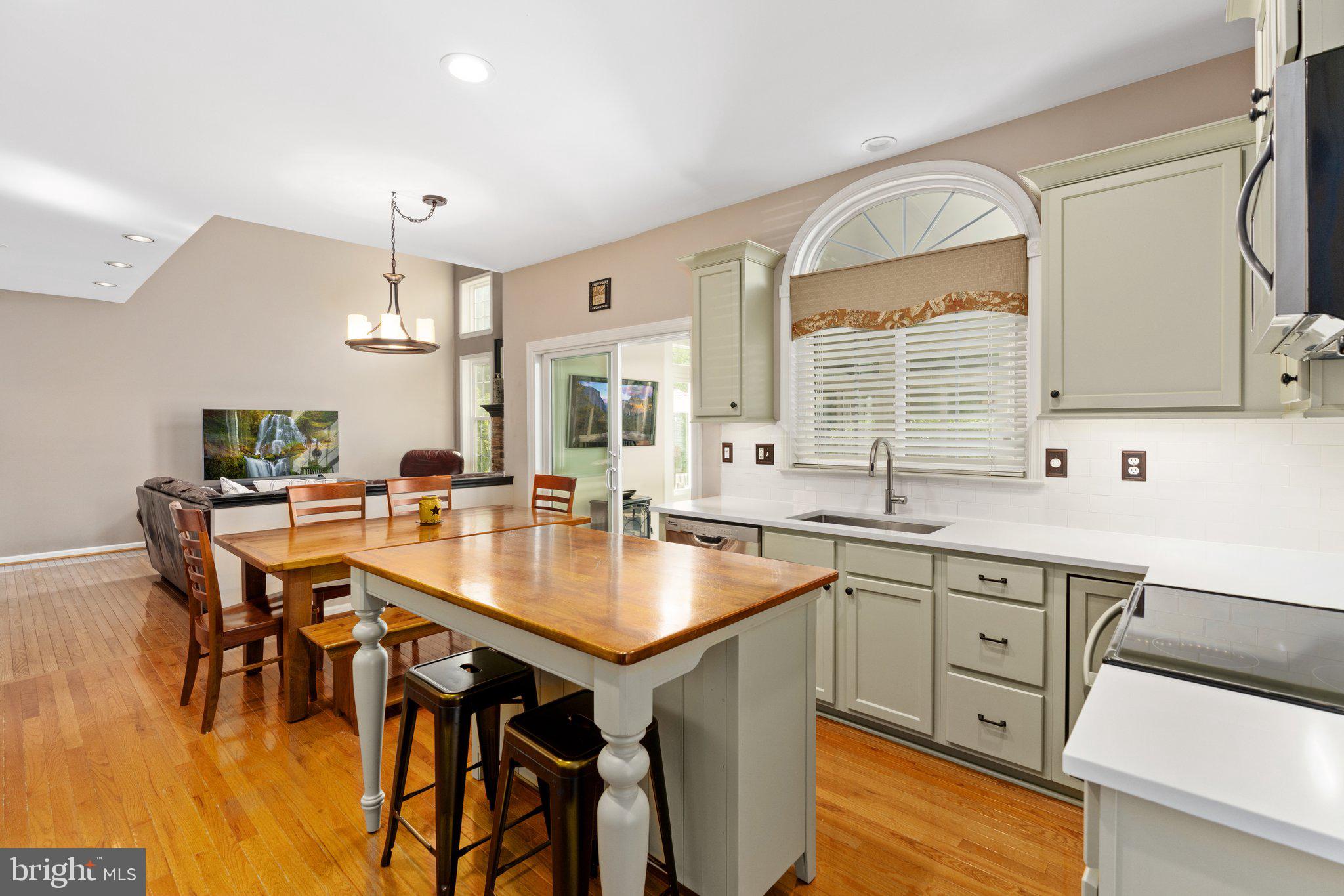 5312 Windtree Drive Doylestown, PA 18902 - Photo 14 of 51