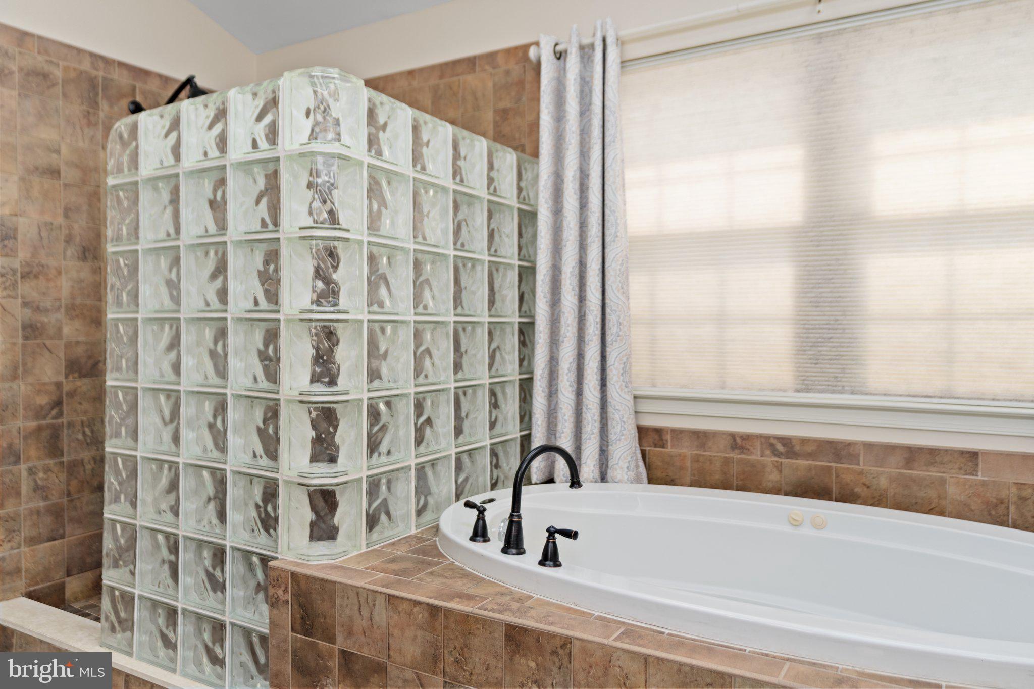 5312 Windtree Drive Doylestown, PA 18902 - Photo 27 of 51