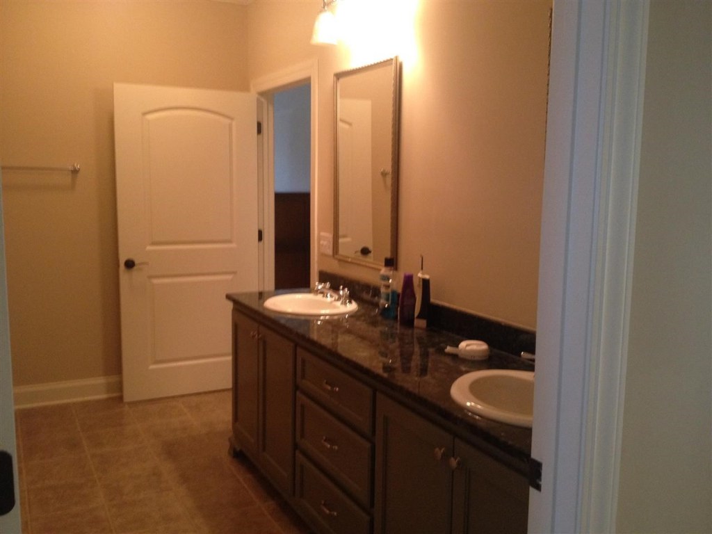 22 Oleander Drive Anderson, SC 29621 - Photo 14 of 19 Gallery Image 14