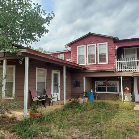 $235,000 | 387 Mills Ranch Road, Pleasanton, TX 78064