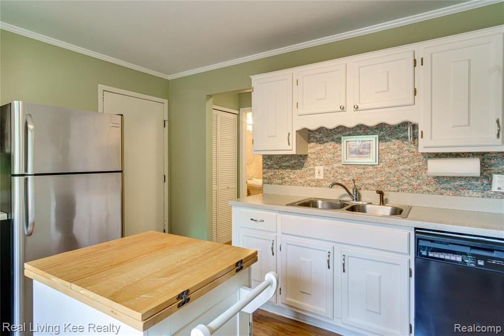 1590 Ravine Lane, Unit 171 Rochester Hills, MI 48306 - Photo 9 of 22