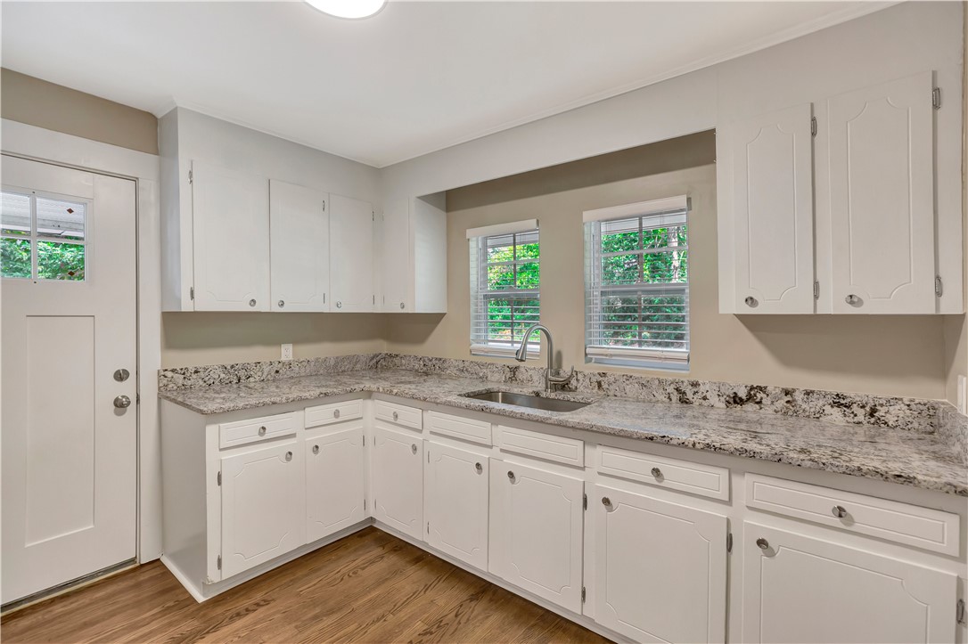 911 Springdale Road Anderson, SC 29621 - Photo 12 of 23 Gallery Image 12