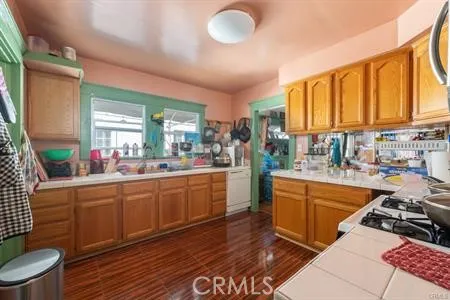 $1,320,000 | 3025 Edgehill Drive, Los Angeles, CA 90018