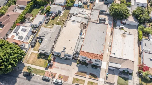 $1,320,000 | 3025 Edgehill Drive, Los Angeles, CA 90018