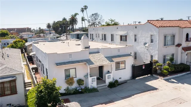 $1,320,000 | 3025 Edgehill Drive, Los Angeles, CA 90018