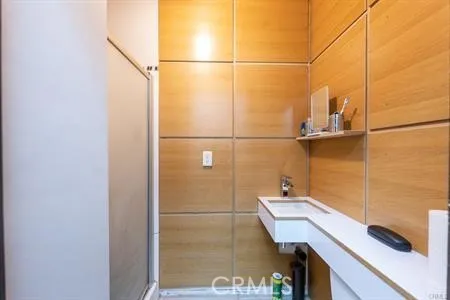 $1,320,000 | 3025 Edgehill Drive, Los Angeles, CA 90018