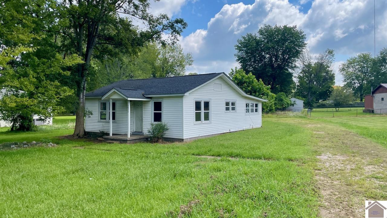 3810 Old Mayfield Road Paducah, KY 42003 - Photo 1 of 18 Photo 1