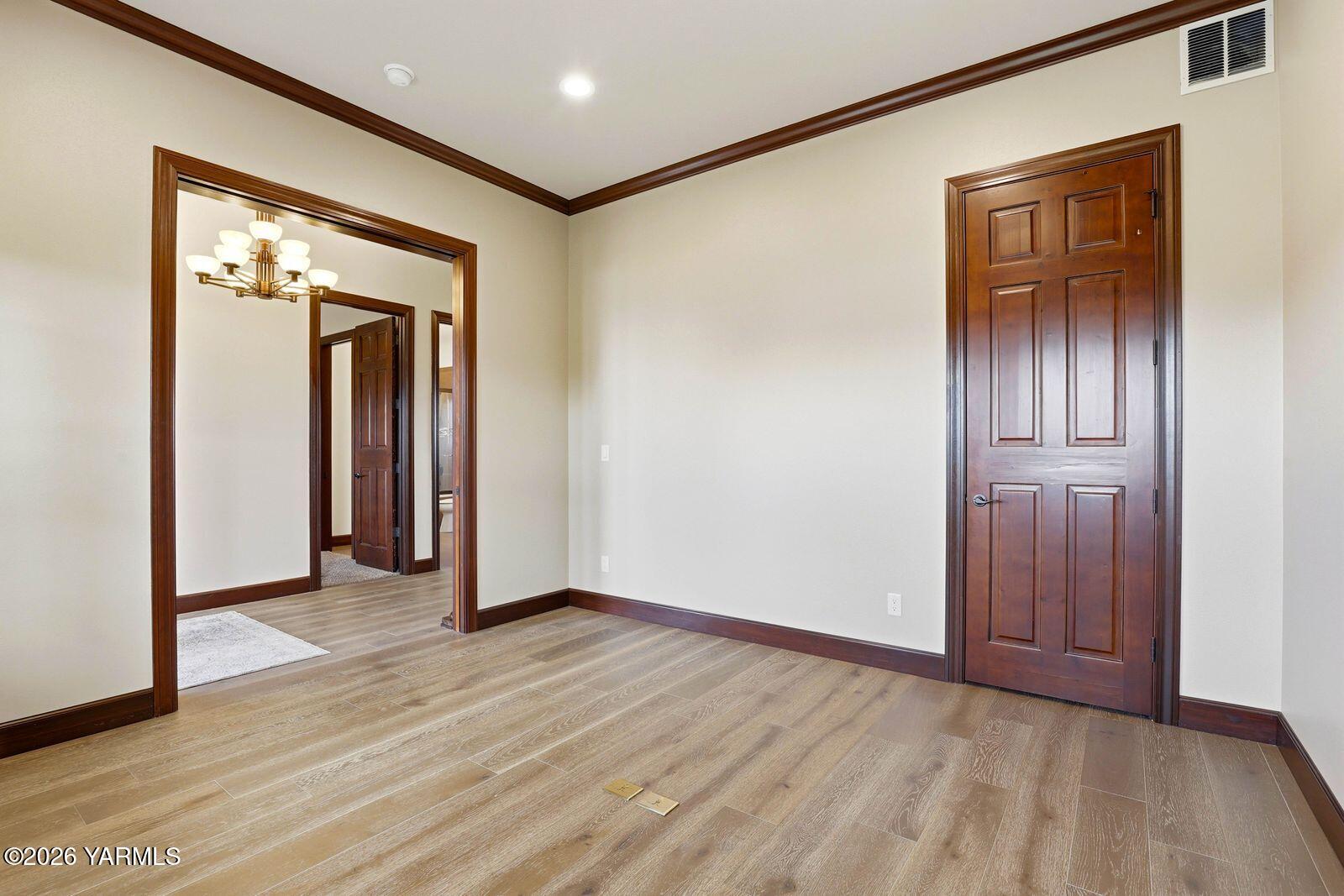 13057 West Church Road Yakima, WA 98903 - Photo 11 of 46 13507 W Church Rd023