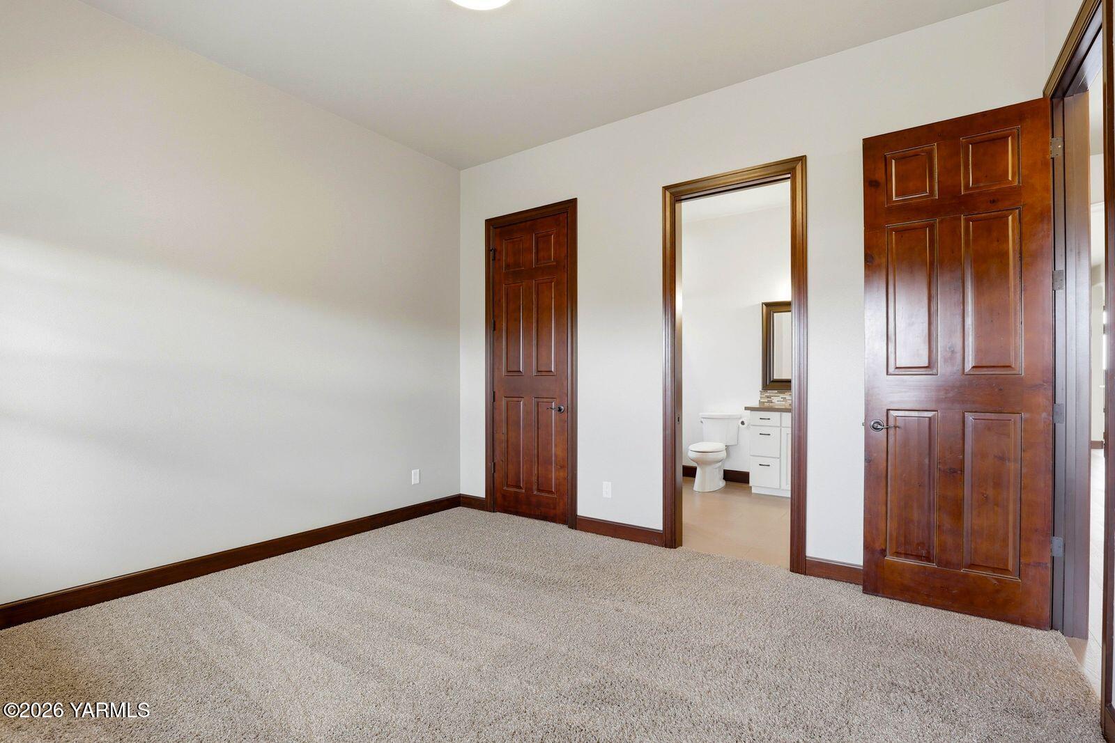 13057 West Church Road Yakima, WA 98903 - Photo 13 of 46 13507 W Church Rd025