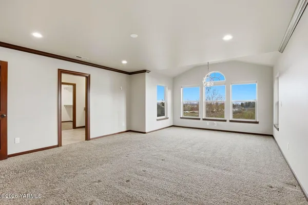 $1,190,000 | 13057 West Church Road, Yakima, WA 98903