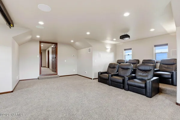 $1,190,000 | 13057 West Church Road, Yakima, WA 98903