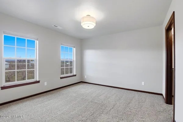 $1,190,000 | 13057 West Church Road, Yakima, WA 98903