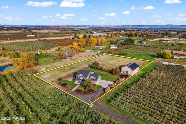$1,190,000 | 13057 West Church Road, Yakima, WA 98903