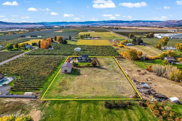$1,190,000 | 13057 West Church Road, Yakima, WA 98903