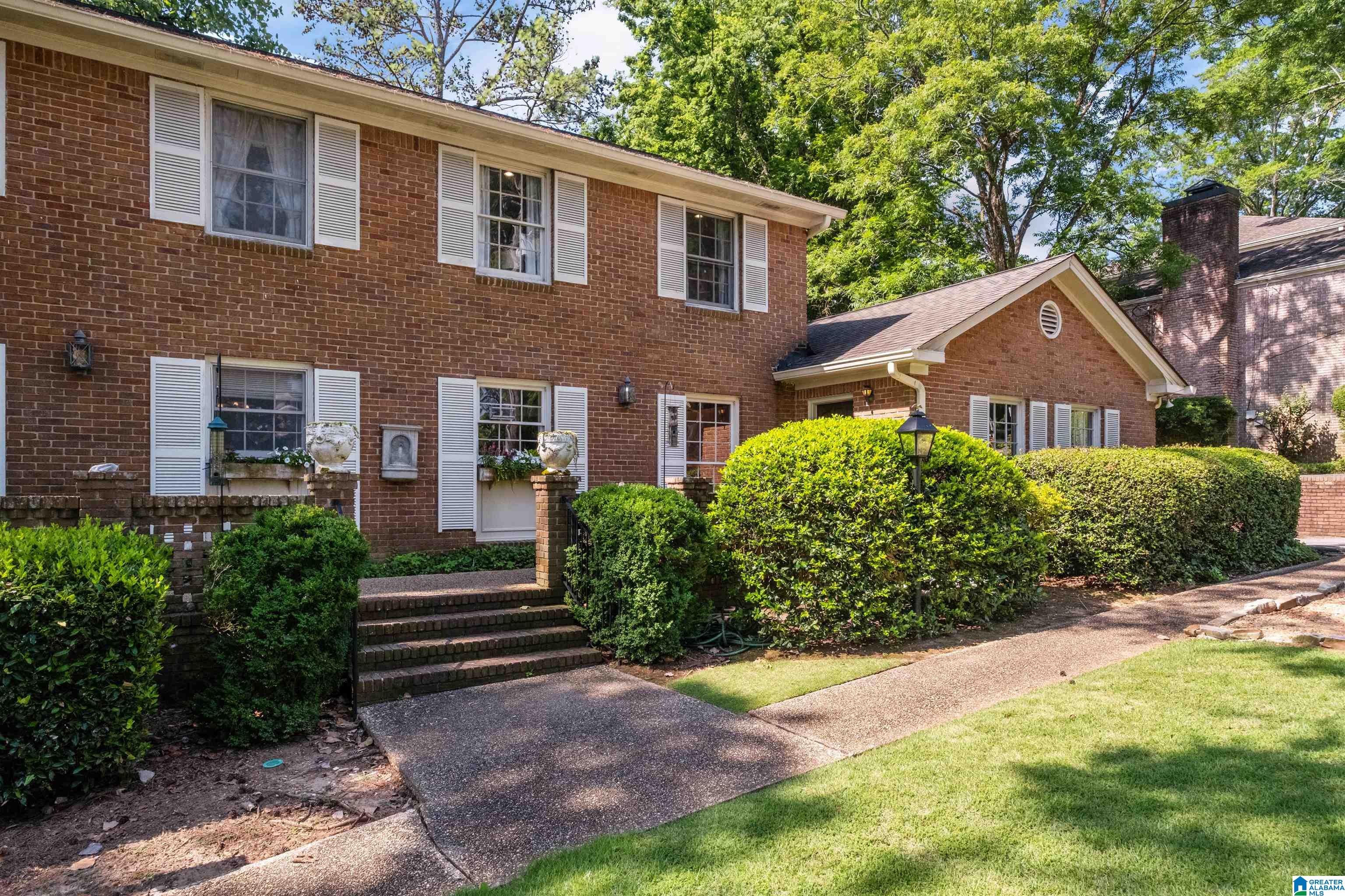 2945 Pump House Road Vestavia Hills, AL 35243 - Photo 4 of 50