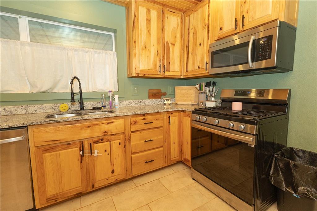 5831 Cr 5900 Road Cherryvale, KS 67335 - Photo 4 of 43