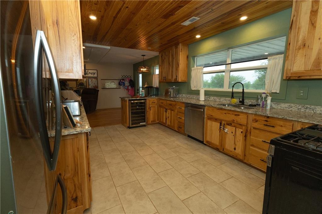 5831 Cr 5900 Road Cherryvale, KS 67335 - Photo 6 of 43