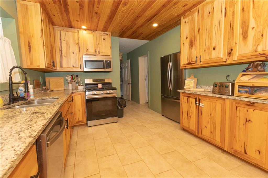 5831 Cr 5900 Road Cherryvale, KS 67335 - Photo 7 of 43