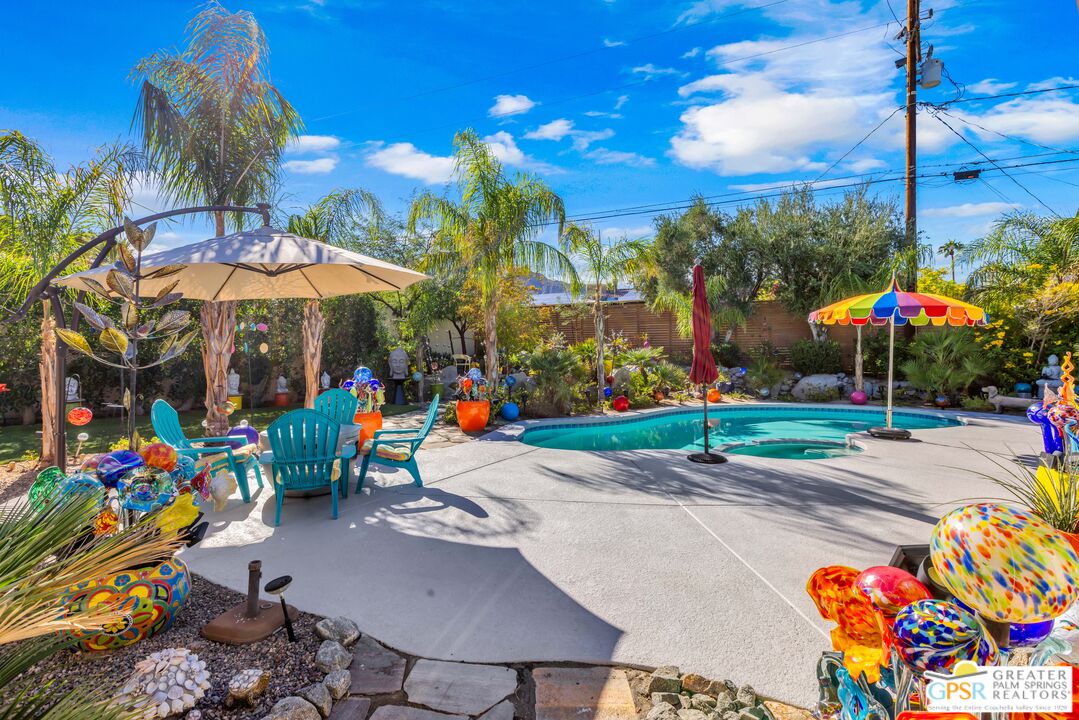 68401 Rodeo Road Cathedral City, CA 92234 - Photo 33 of 46 a view of street with sitting area