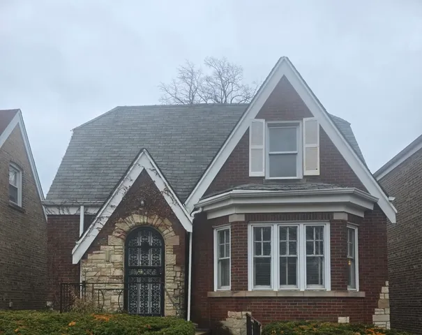 $169,900 | 8411 South Indiana Avenue, Chicago, IL 60619