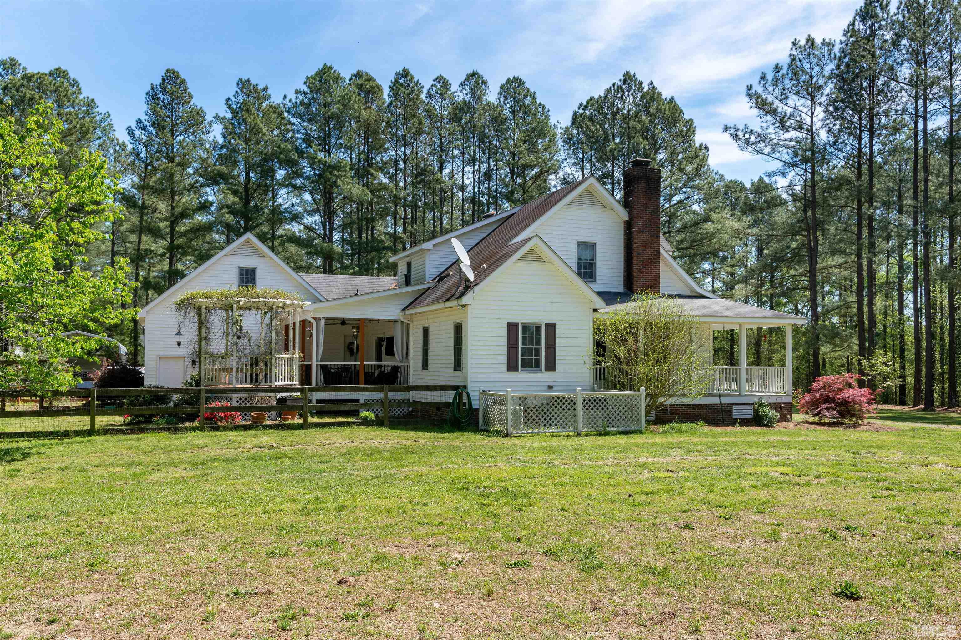 200 Lynch Road Selma, NC 27576 - Photo 3 of 79