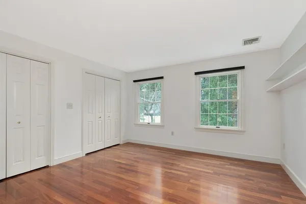 $8,500 | 1 Sutton Place, Weston, MA 02493