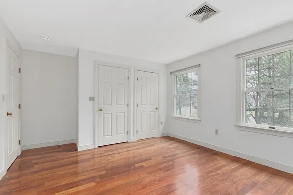 $8,500 | 1 Sutton Place, Weston, MA 02493