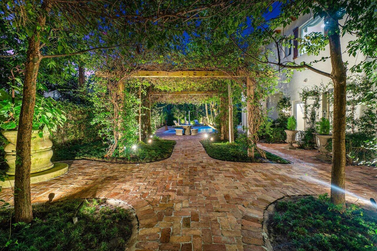 855 Azalea Street Boca Raton, FL 33486 - Photo 11 of 86 010-855AzaleaStreet-BocaRaton-FL-33486-S