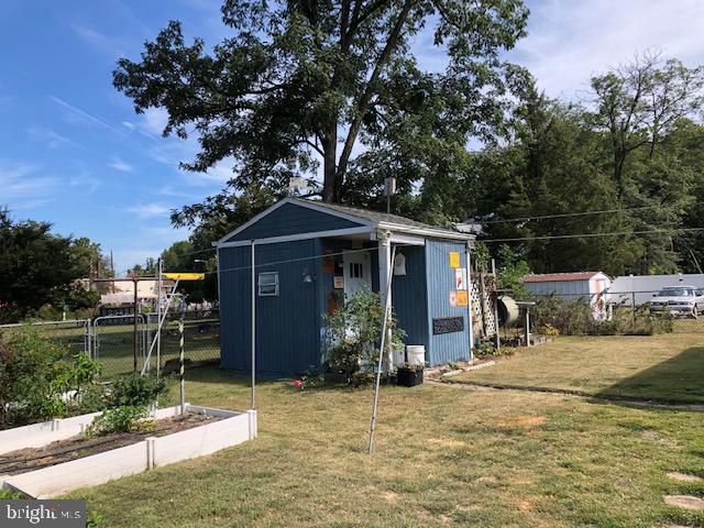6 Collins Road Trenton, NJ 08619 - Photo 18 of 19 Garden Shed