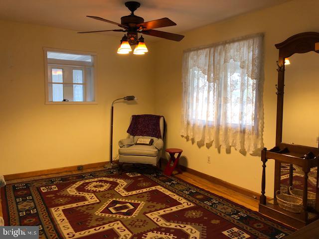 6 Collins Road Trenton, NJ 08619 - Photo 4 of 19