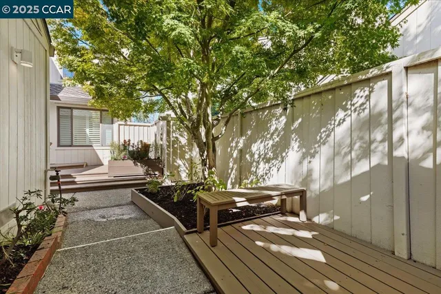 $1,075,000 | 1875 Lamplight Court, Walnut Creek, CA 94597