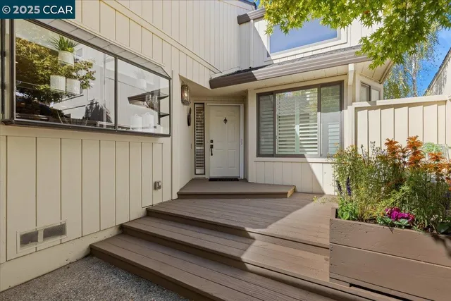 $1,075,000 | 1875 Lamplight Court, Walnut Creek, CA 94597