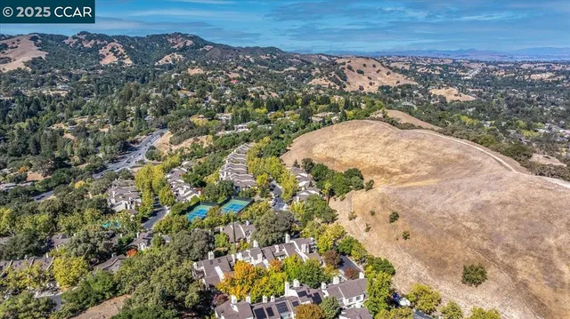 $1,075,000 | 1875 Lamplight Court, Walnut Creek, CA 94597