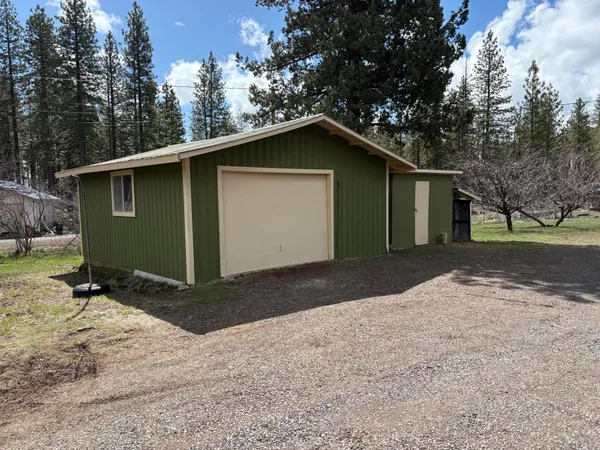 $199,900 | 75 Pine Drive, McArthur, CA 96056