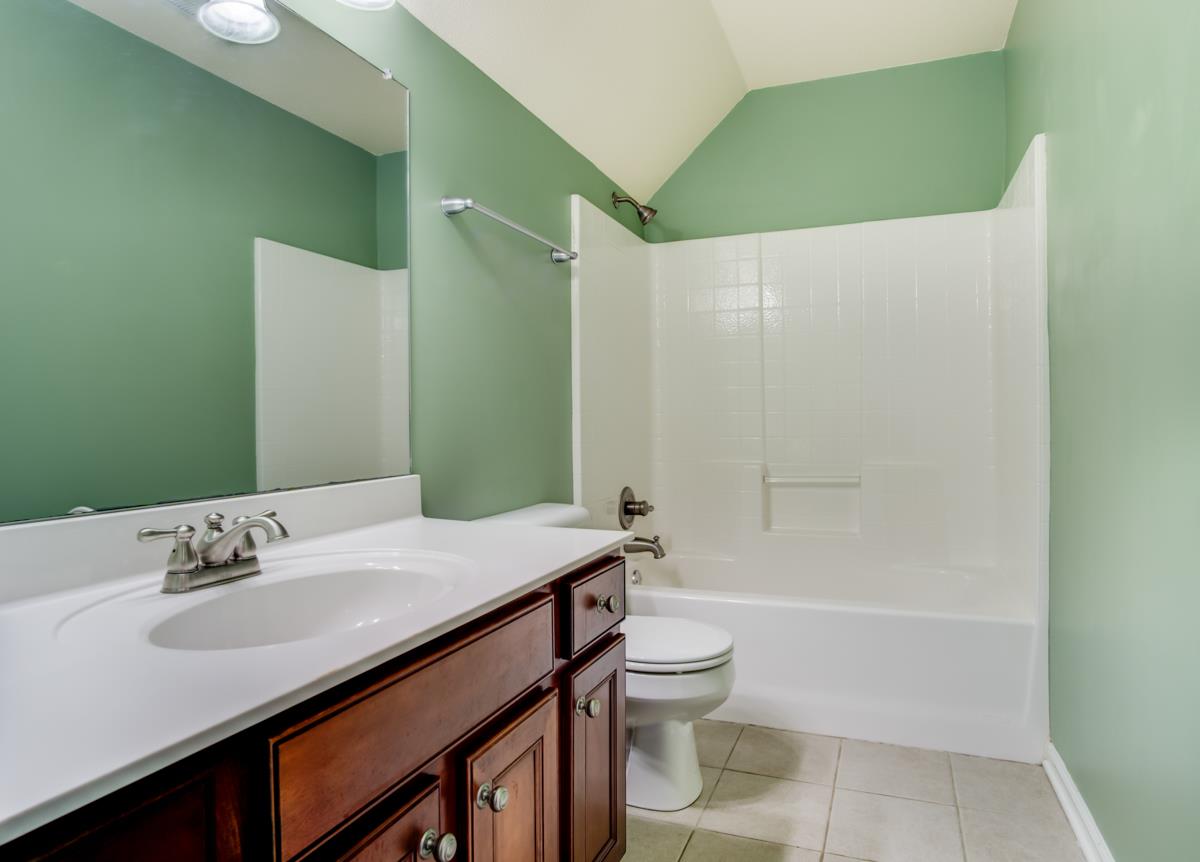 1031 Bluejay Lane Adams, TN 37010 - Photo 13 of 19 Full upstairs bath! lots of counter space!