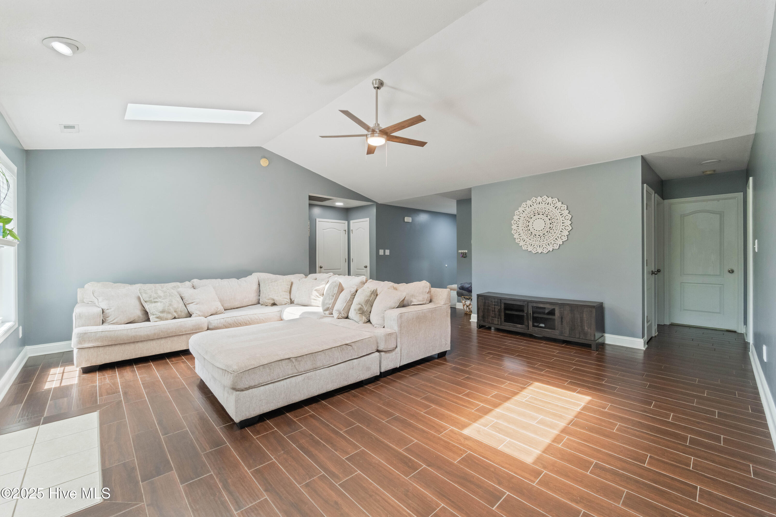 162 East Ridge Court Jacksonville, NC 28540 - Photo 8 of 54 DSC03158