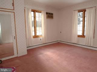 219 Scottdale Road Lansdowne, PA 19050 - Photo 3 of 6 Gallery Image 3