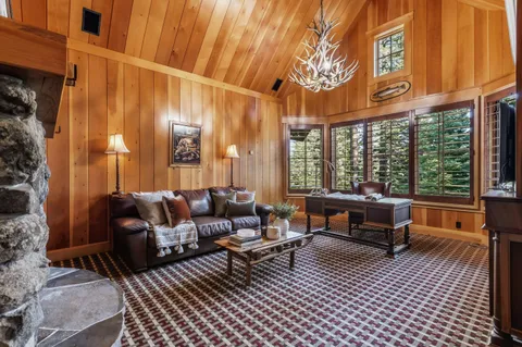 $5,795,000 | 8745 Lahontan Drive, Truckee, CA 96161