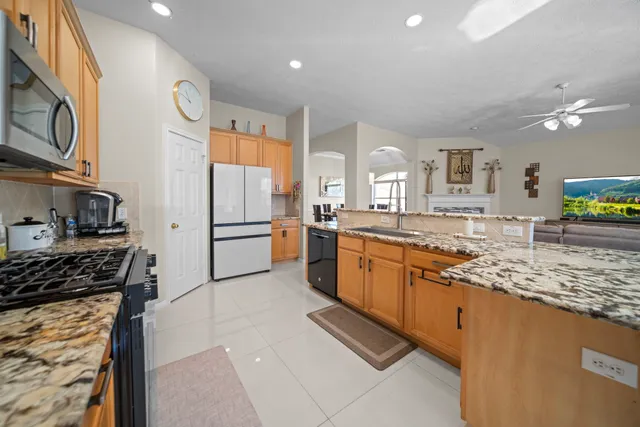 $374,000 | 10215 Rockdale Bridge Court, Sugar Land, TX 77498