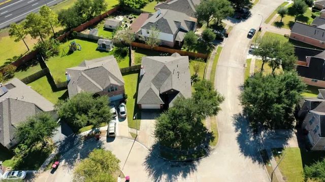 $374,000 | 10215 Rockdale Bridge Court, Sugar Land, TX 77498