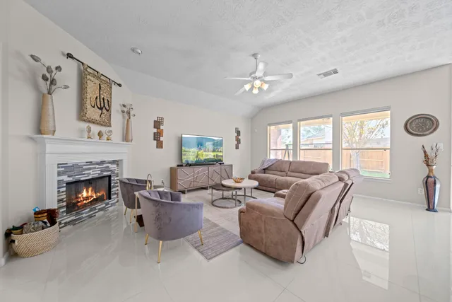 $374,000 | 10215 Rockdale Bridge Court, Sugar Land, TX 77498