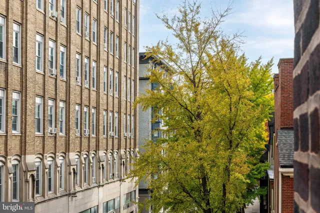 $295,000 | 250 South 13th Street, Unit 3E, Philadelphia, PA 19107