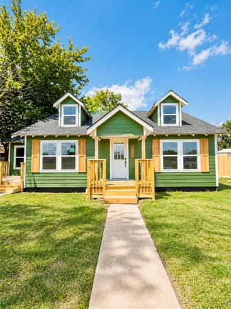 $329,990 | 223 Northwest Front Street, Bartlett, TX 76511