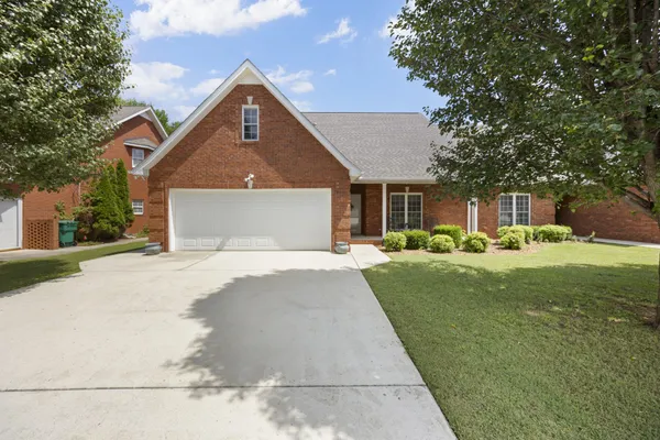 $359,900 | 342 Chase Circle, Winchester, TN 37398