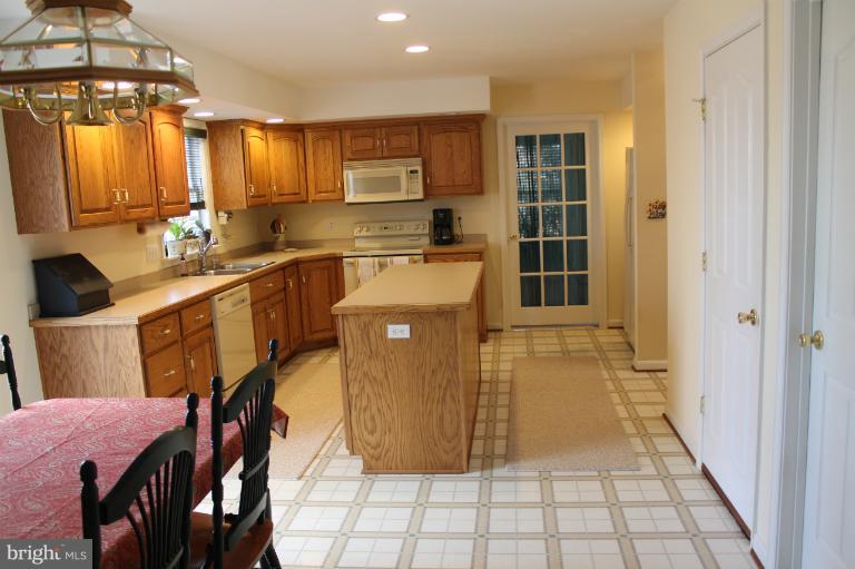 10728 Liberty Road Frederick, MD 21701 - Photo 22 of 30 Kitchen